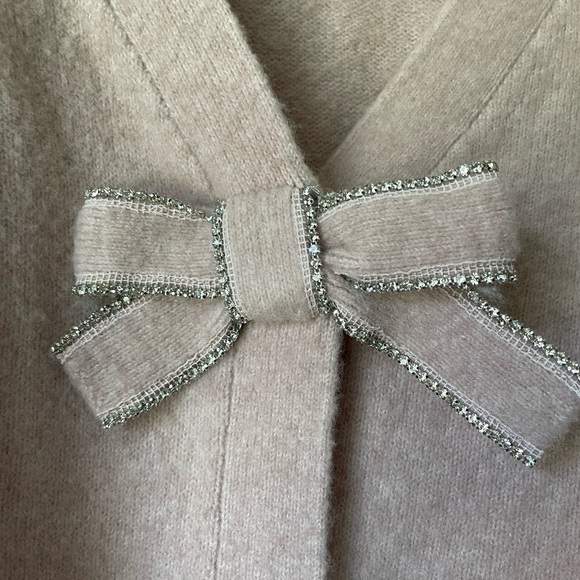 EXPRESS: Pink Embellished Bow Sweater - Picture 3 of 3
